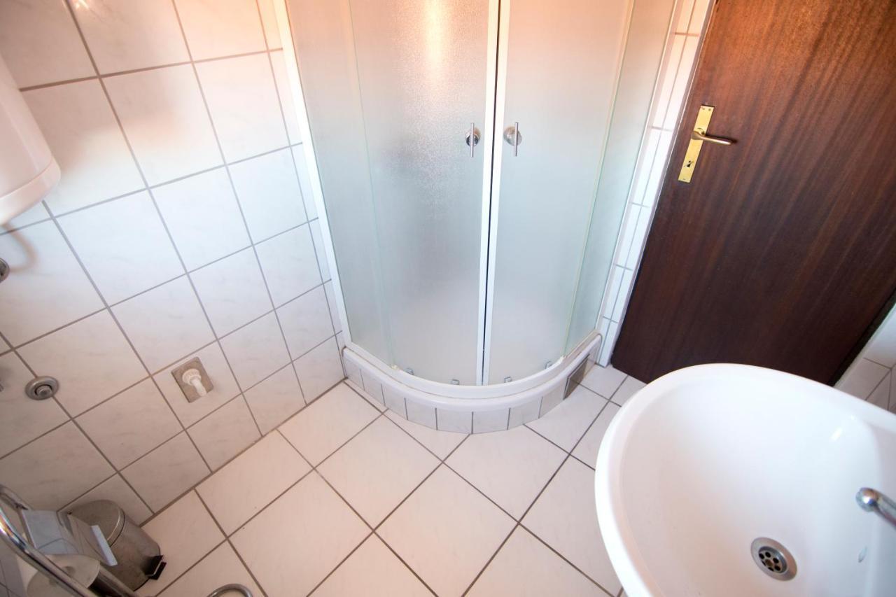 Apartmani Juric Vir Esterno foto